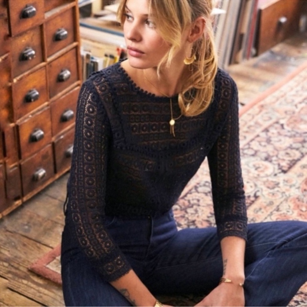 Sezane Joss Navy Lace Top Size FR 40 / US 8 - fits like a US size 6